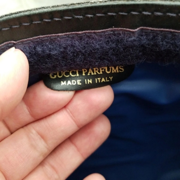 Authentic Vintage Gucci Crossbody Clutch - Picture 9 of 11